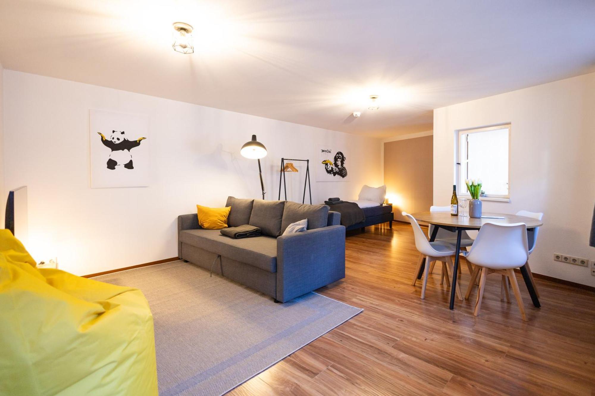 Ko-Living Space An Der Oper - Street Art Design Apartments Halle  Eksteriør billede