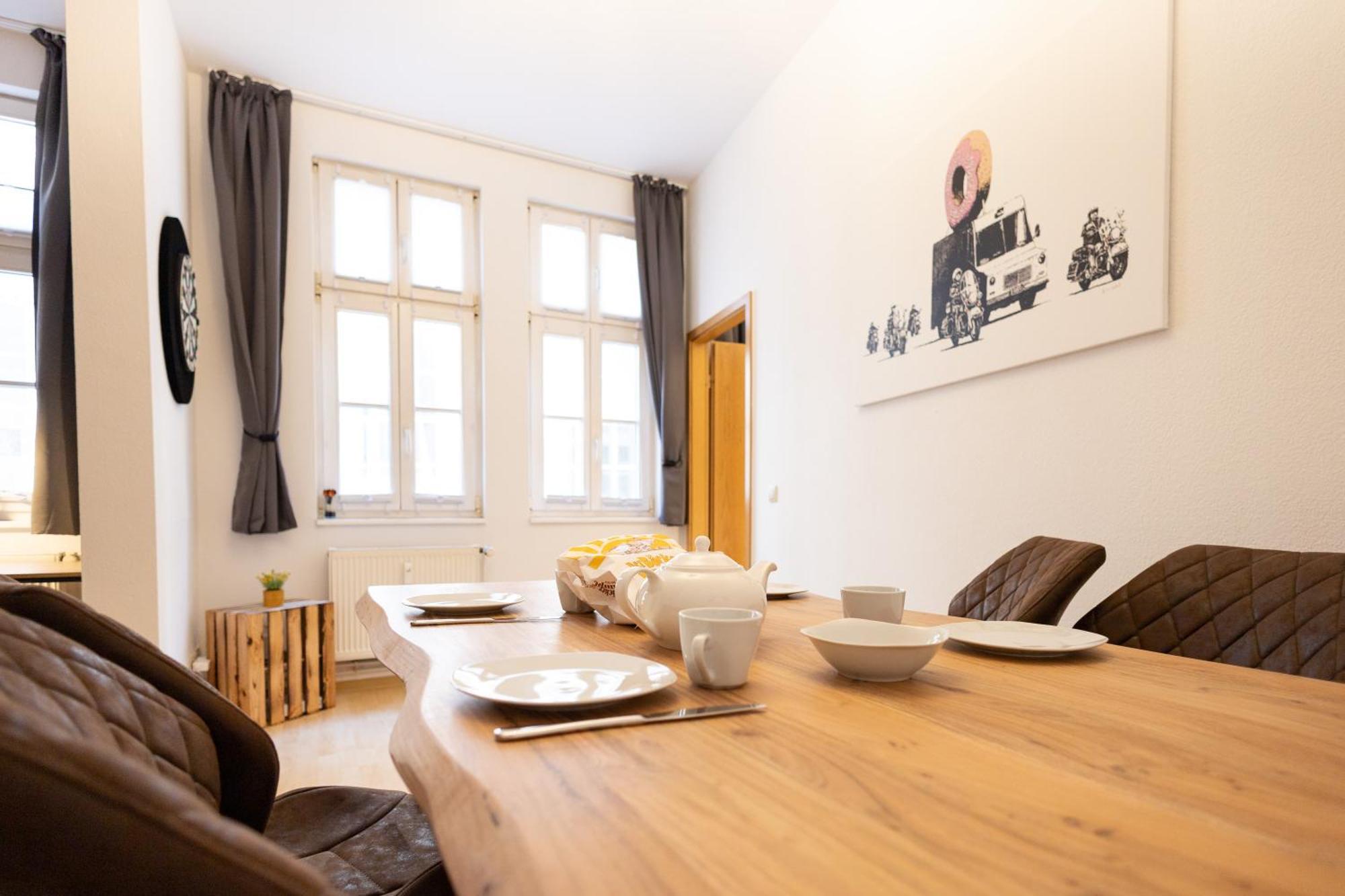 Ko-Living Space An Der Oper - Street Art Design Apartments Halle  Eksteriør billede